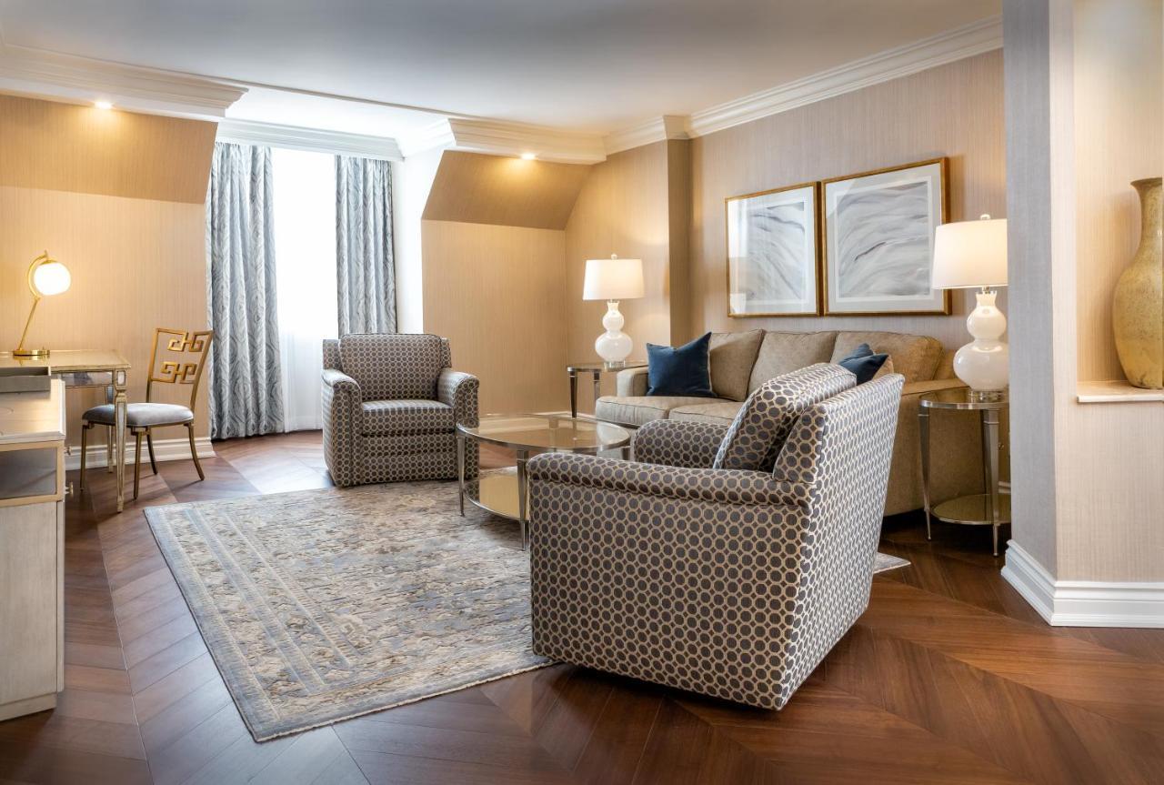 Chateau Vaudreuil Exterior photo A living room at the Ritz-Carlton, Boston