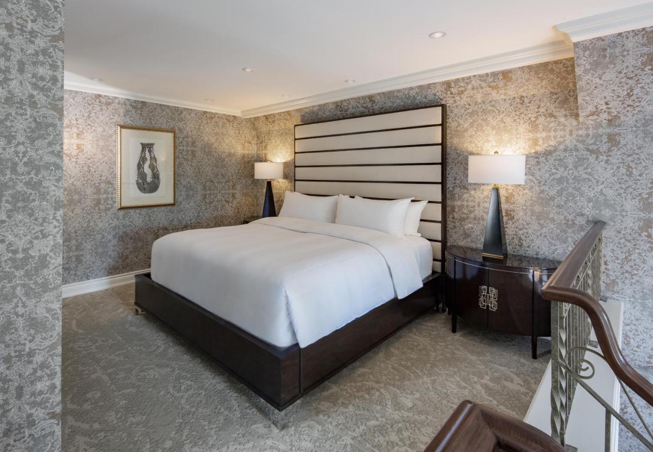 Chateau Vaudreuil Exterior photo A bedroom at the Four Seasons Hotel